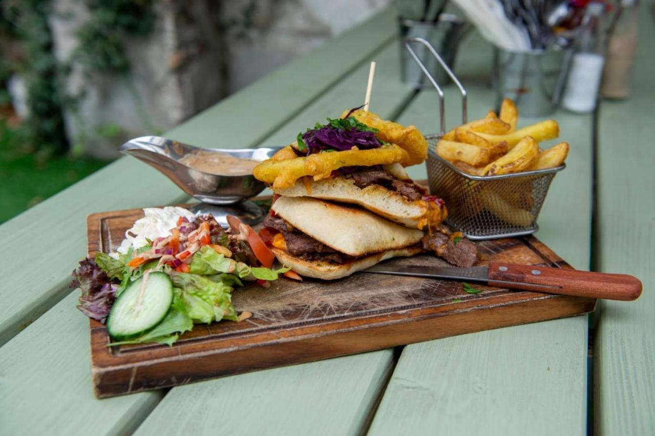 The Bailey Gastro Bar Bed & Breakfast Athlone Exterior photo